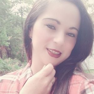 Meet your Posher, Kenia